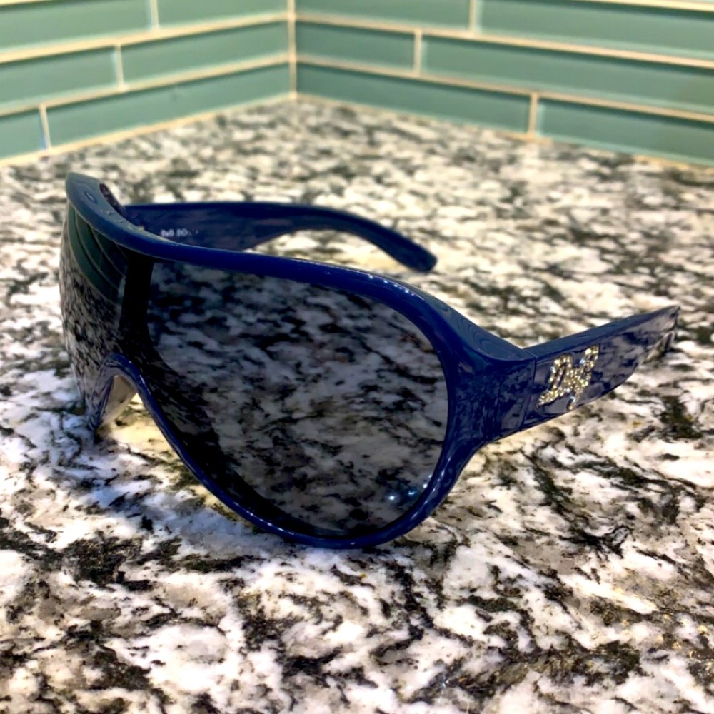 Women’s vintage navy blue Dolce and Gabbana sunglasses.